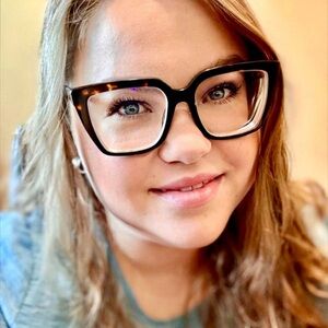 Meet your Posher, Ruth